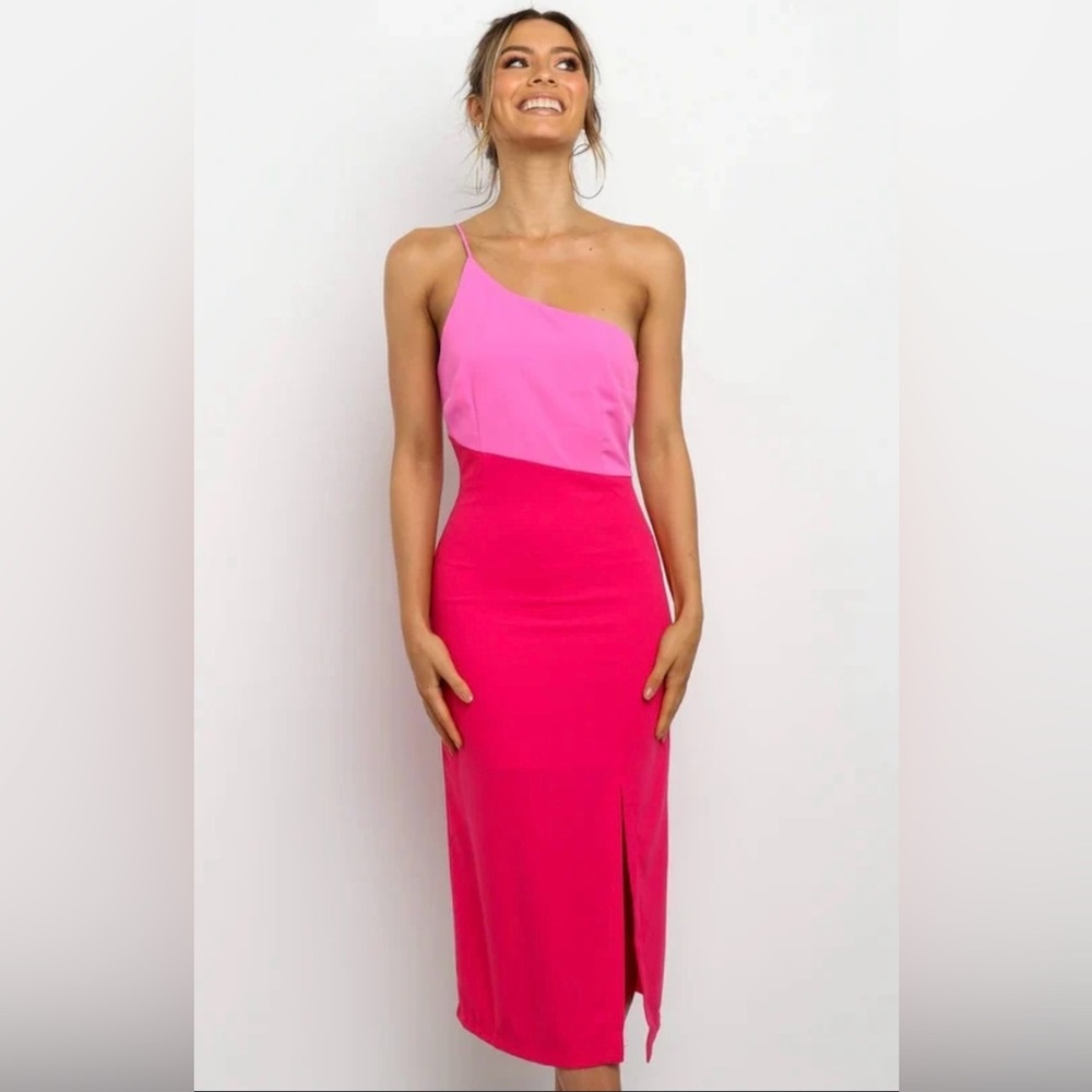 Last chance to buy! 
Sleek two toned midi in a shoulder baring silhouette!